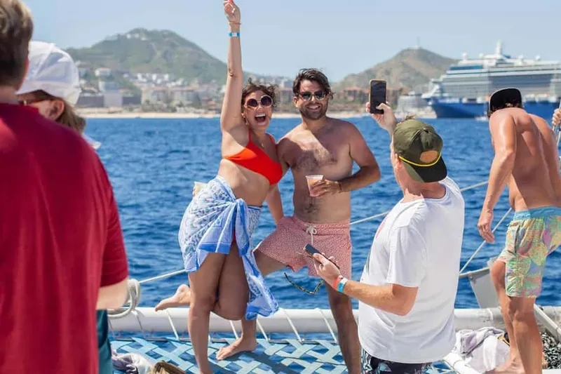 4-Hour Snorkeling Cruise with Open Bar — a boat tour from Cabo San Lucas, Mexico
