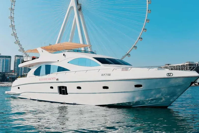 Instagrammable Yacht Tour with Drinks & Ain/JBR Views — a boat tour from Dubai, UAE