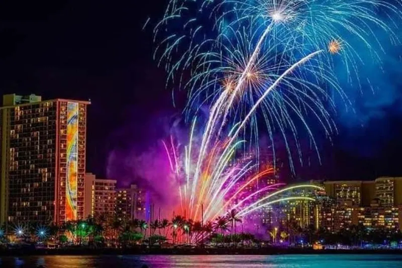 Board from Waikiki Beach: Friday Night Fireworks sail — a boat tour from Honolulu, USA