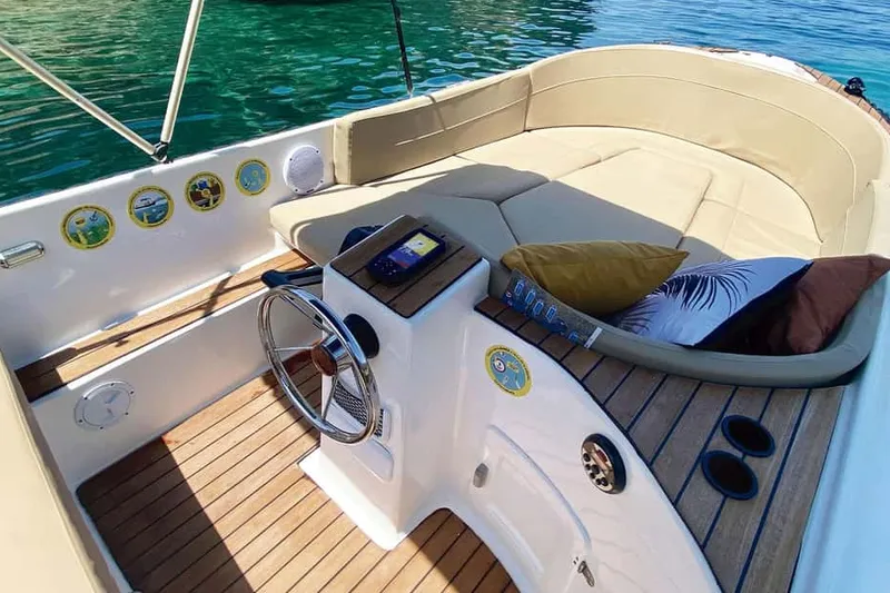 San Antonio: Snorkeling on your own boat without a license for up to 5 people — a boat tour from Ibiza, Spain