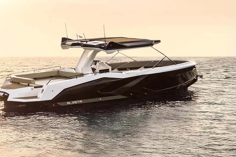 ❖ Milos: Small-Group Yacht Tour—Kleftiko, Sarakiniko, and Poliegos — a boat tour from Milos, Greece
