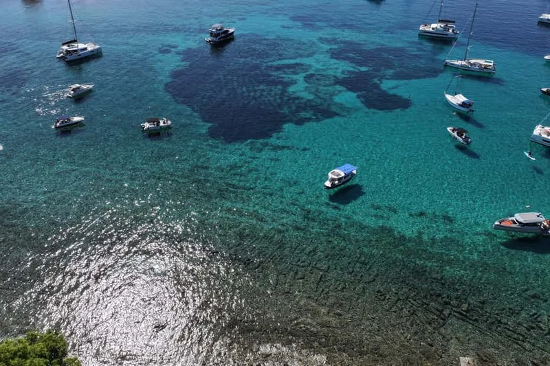 Split/Kaštela/Trogir: Blue Lagoon 3-Island Tour with drinks — a boat tour from Split, Croatia